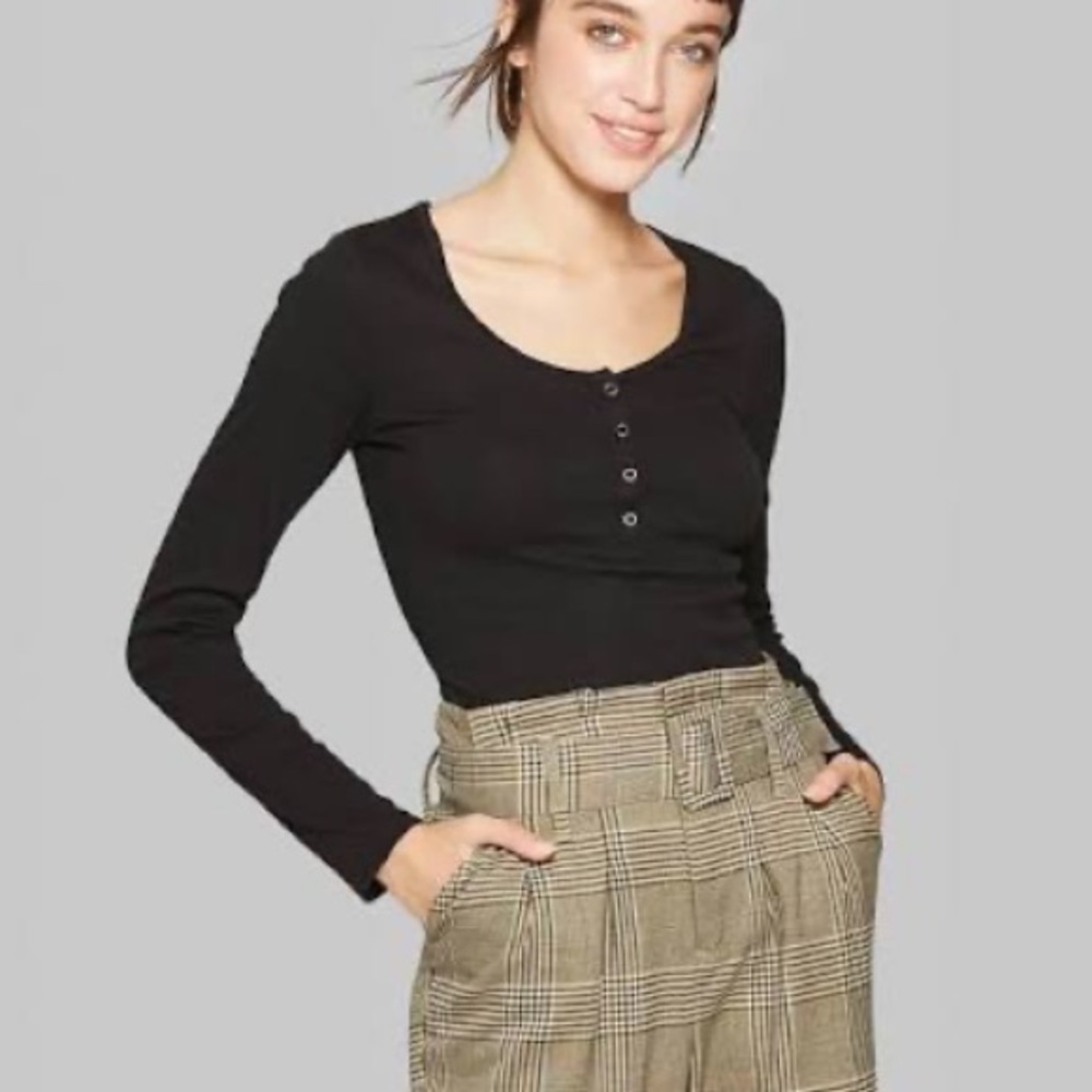 (2) wild fable cropped button up long sleeve